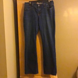 3 for $20 🌸 Old Navy the sweetheart boot cut jeans Sz 10